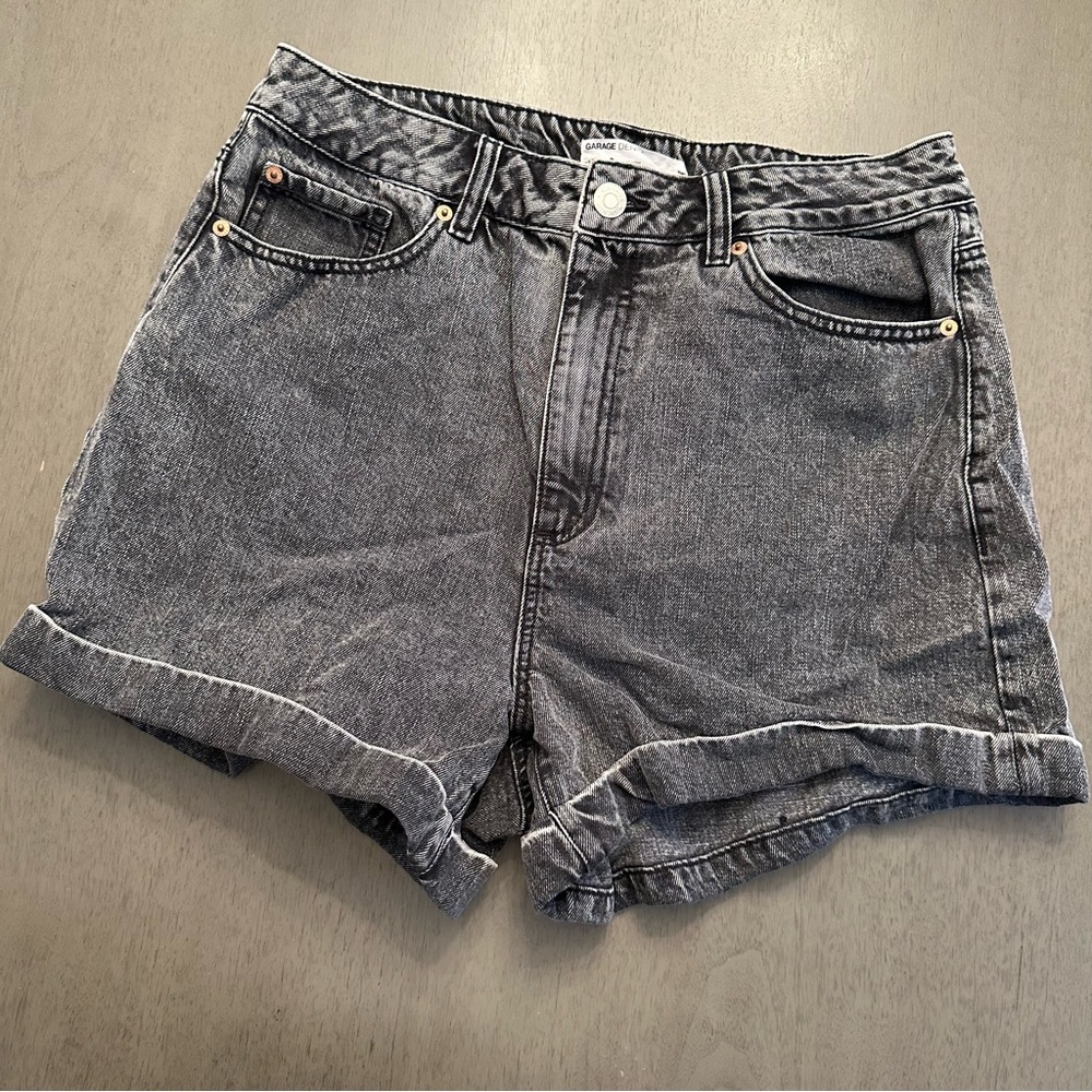 GARAGE DENIM 80s Mom Black Washed Cuffed Jean Shorts Size 13